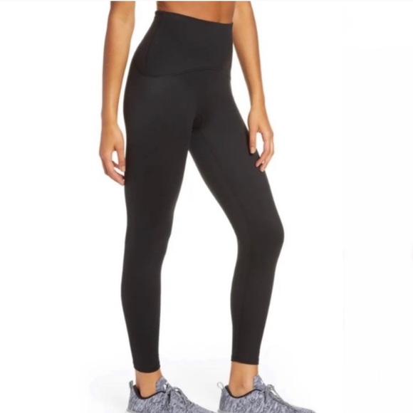 SPANX Pants - NEW Spanx Booty Boost Active 7/8 Leggings